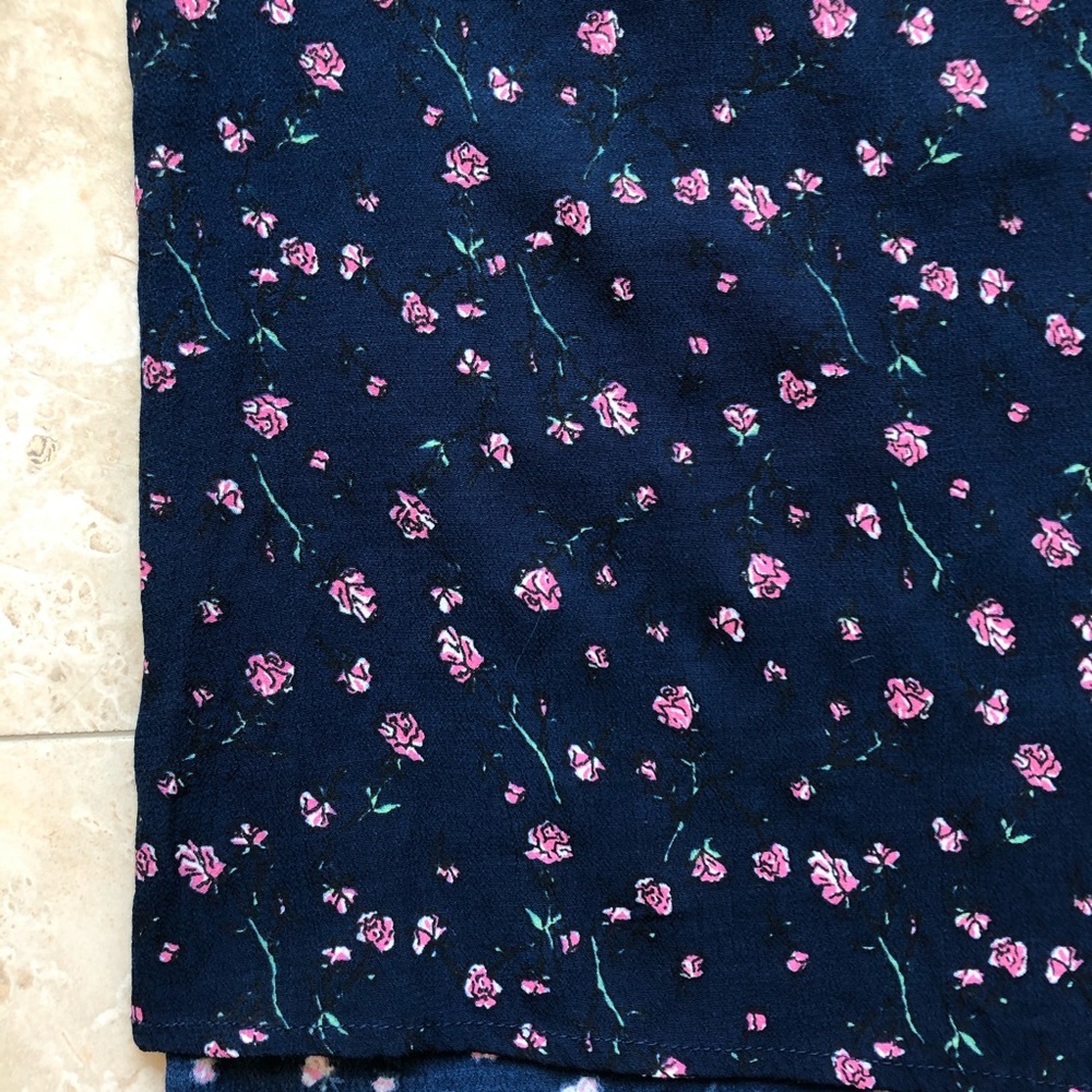 Cleobella Blouse Phoebe Bell Sleeve Floral Navy NWT Women’s Size Small - Picture 10 of 11